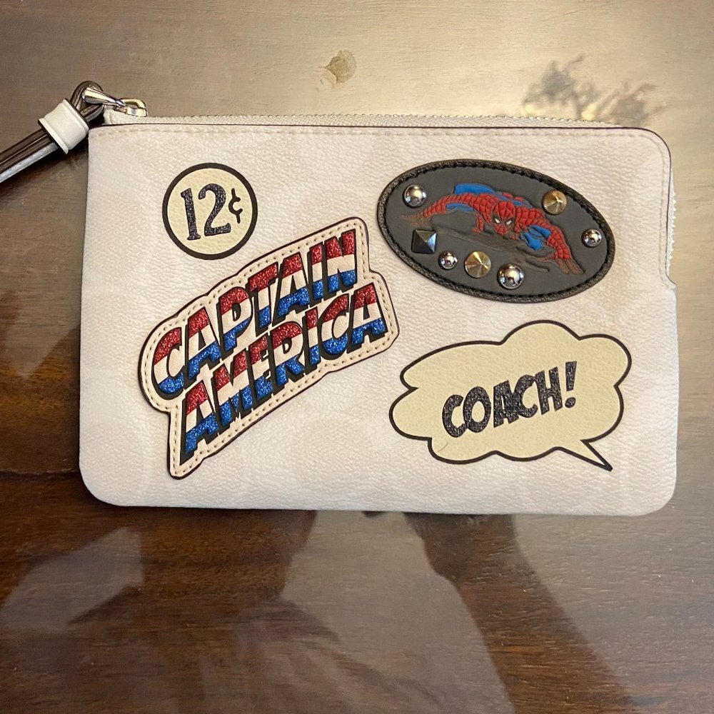 Coach Marvel Corner Zip Wristlet